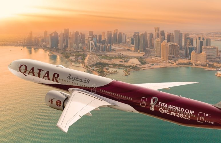 aviao-da-qatar-airways-com-a-pintura-especial-da-copa-do-mundo-de-2022-1668182807361_v2_4x3